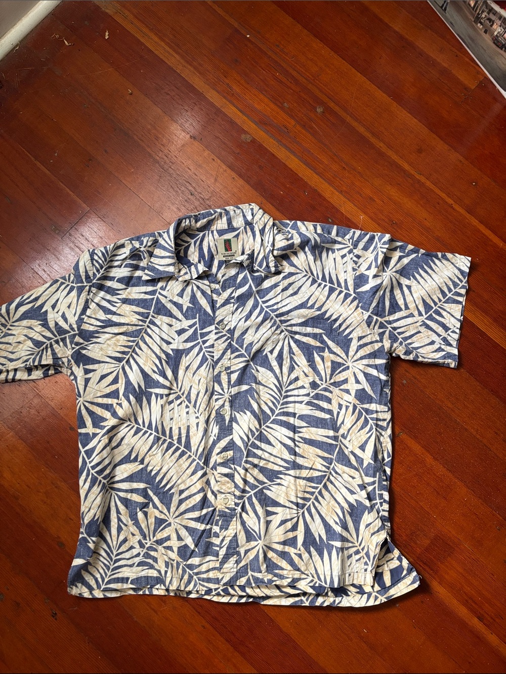 Tori Richard Blue and White Palm Leaf Short-Sleeve Shirt